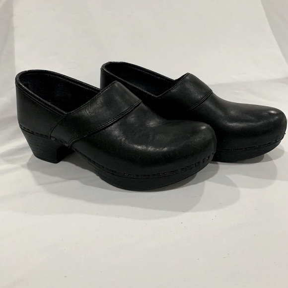 Dansko Shoes - DANSKO Prima Professional Clogs / Mules